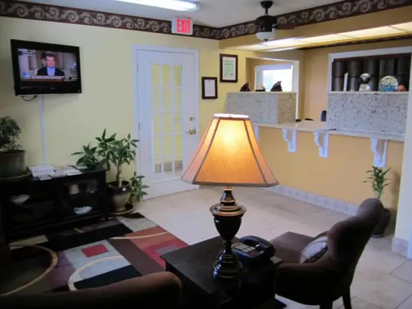 Western Inn & Suites 6